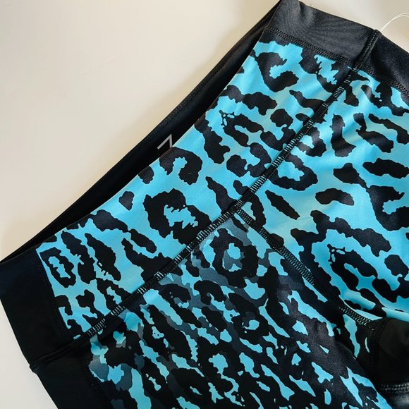 ZELLA "Blue Atoll Gradient Print" Leggings Size Medium NWT - Picture 4 of 6